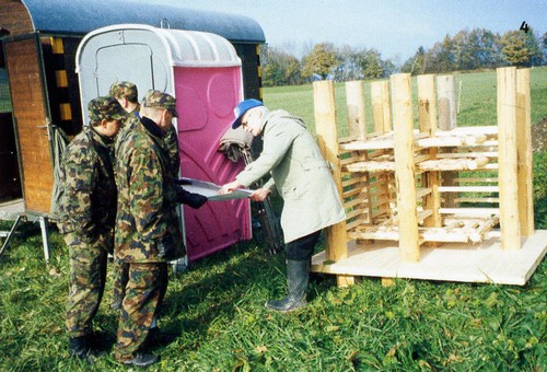 L'armée a mis à disposition ses troupes pour reconstruire un bout du rempart